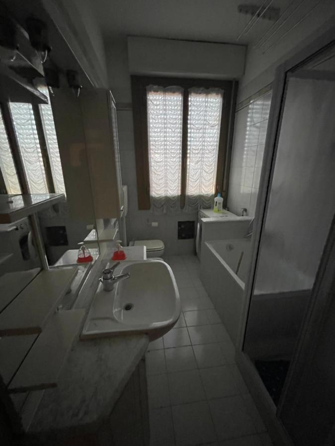 Gramsci First Apartman Modena Kültér fotó